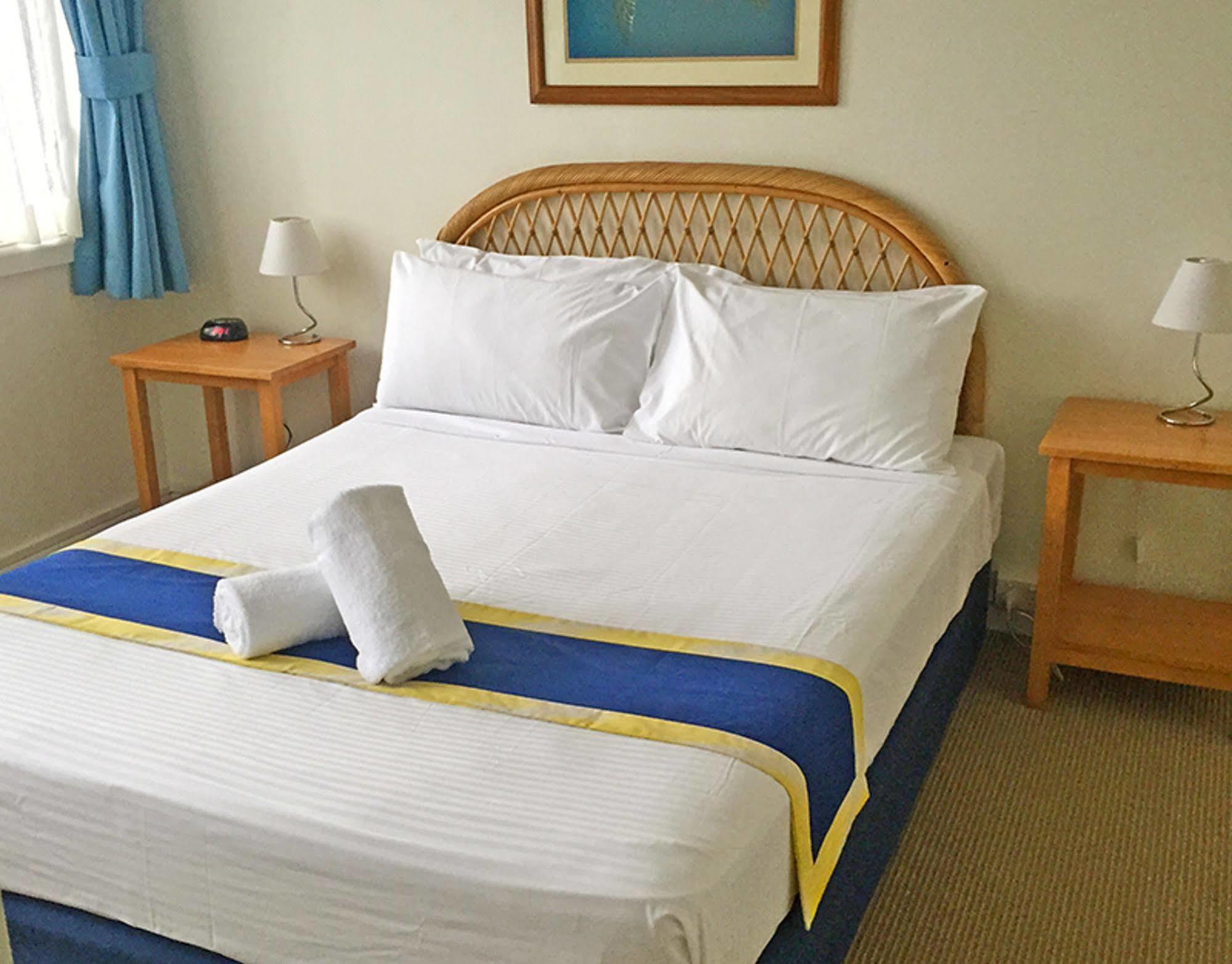 Oxley Cove Holiday Apartment Порт-Маккуори Экстерьер фото