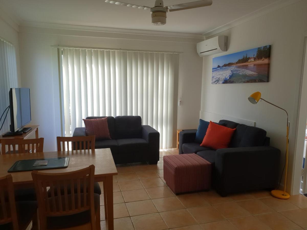 Oxley Cove Holiday Apartment Порт-Маккуори Экстерьер фото