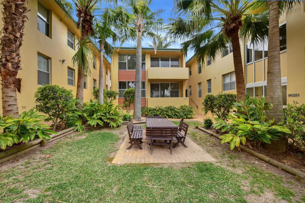 Oxley Cove Holiday Apartment Порт-Маккуори Экстерьер фото